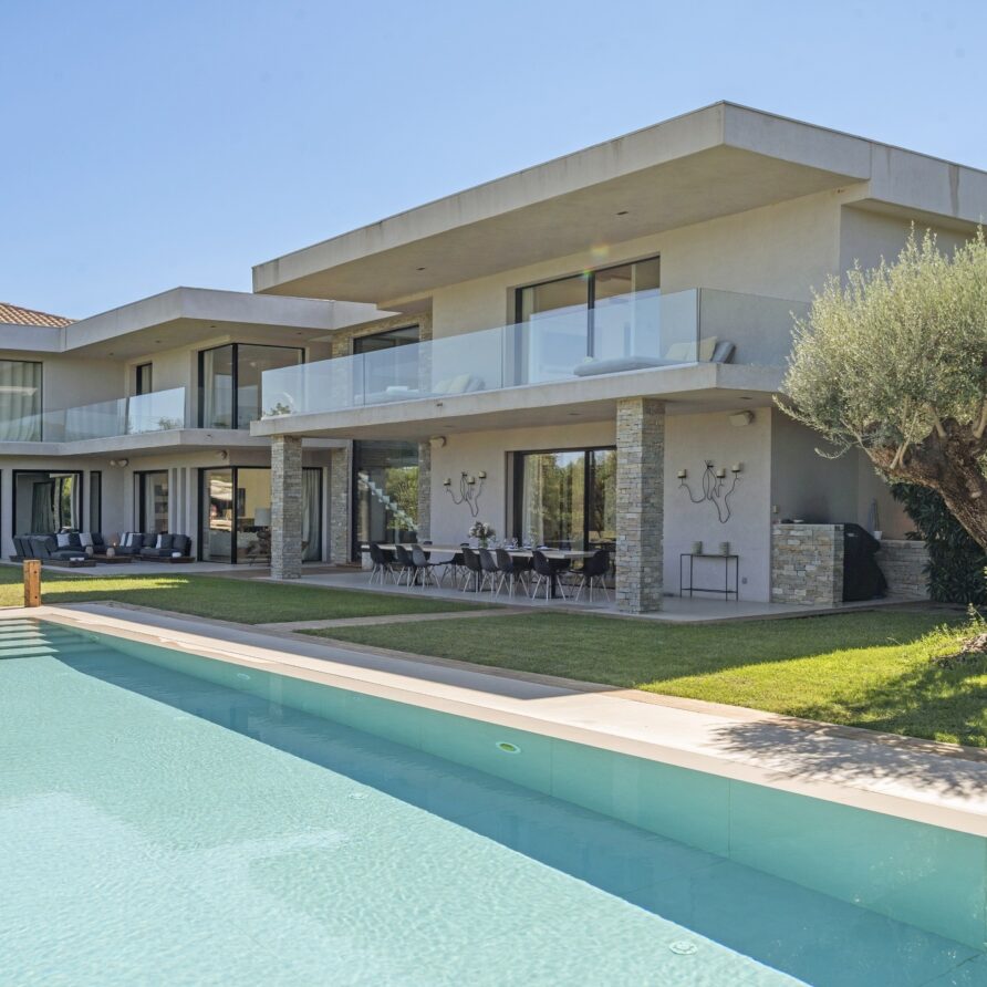 Luxury Villa St. Tropez with Pool & Hammam