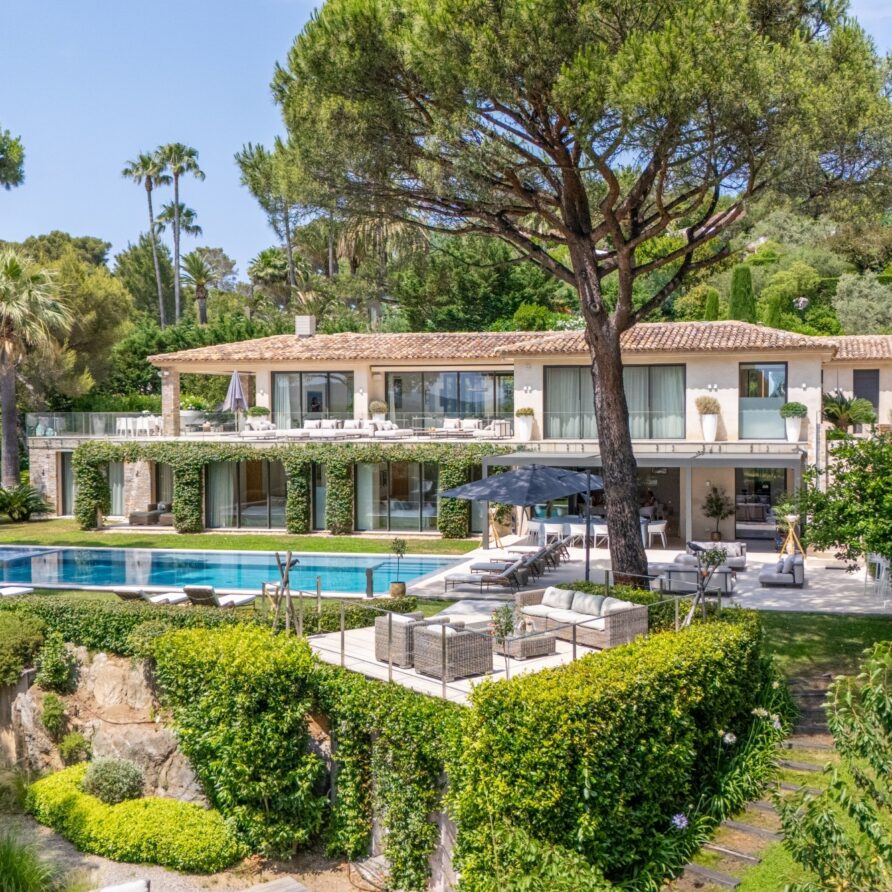 Luxury Villa Antibes with Pool & Jacuzzi